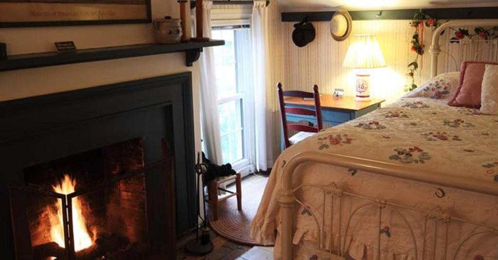 Munro House Bed&Breakfast Jonesville Habitación foto
