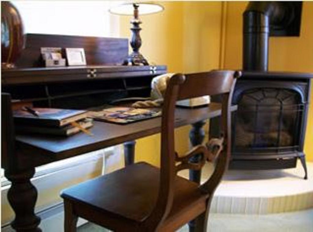 Munro House Bed&Breakfast Jonesville Habitación foto