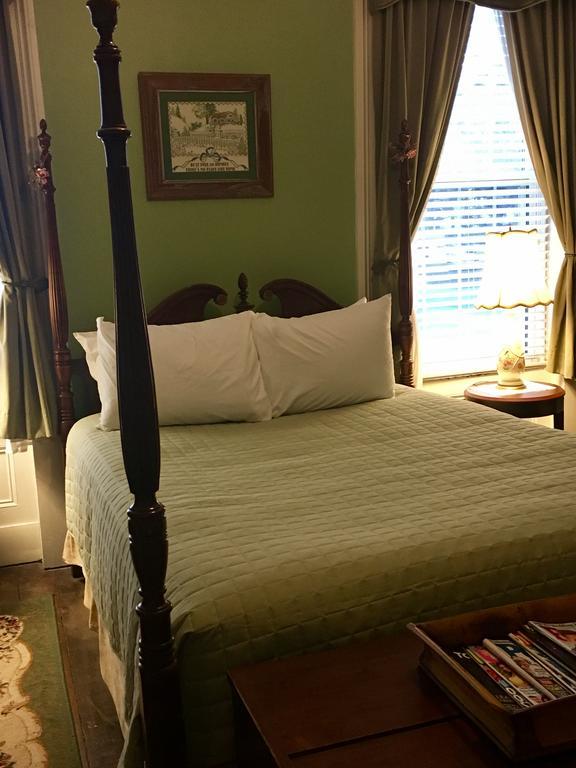 Munro House Bed&Breakfast Jonesville Exterior foto